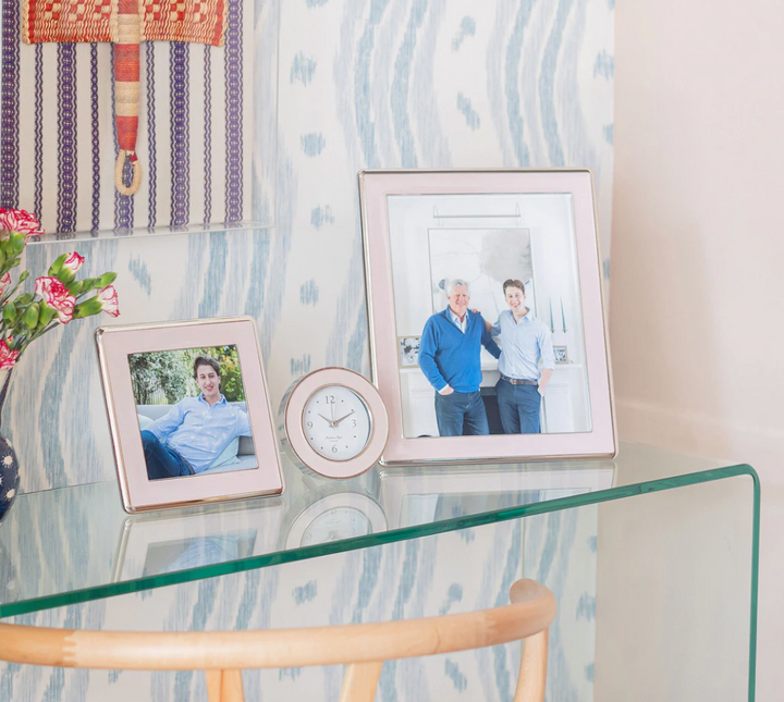 Rounded Enamel Picture Frame (5"x 5" )