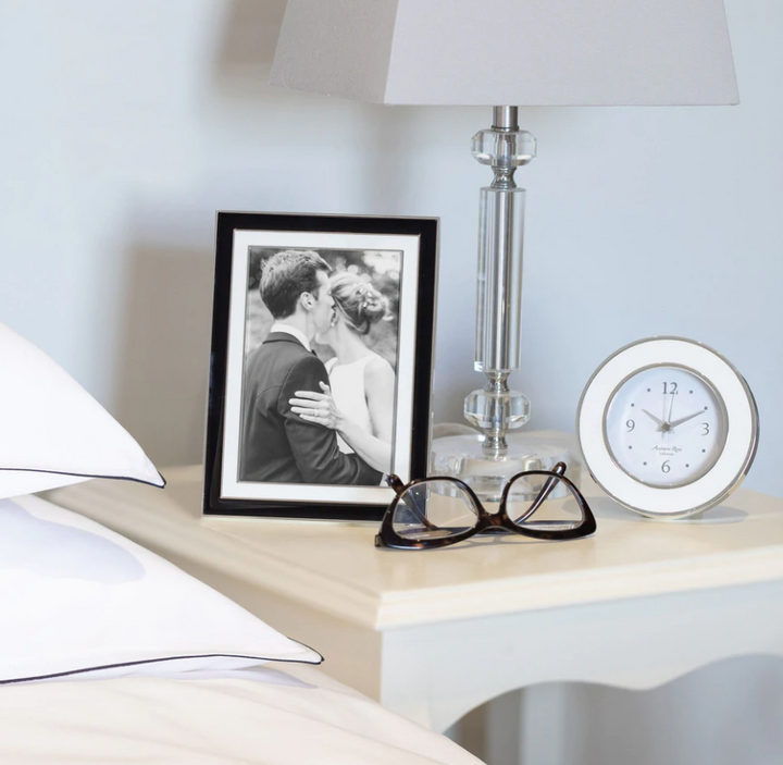 Two-Tone Wide Enamel Picture Frame (5"x 7")