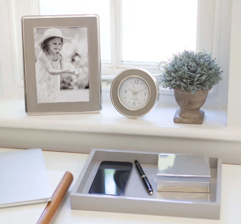 Enamel Picture Frame (5"x 7" )