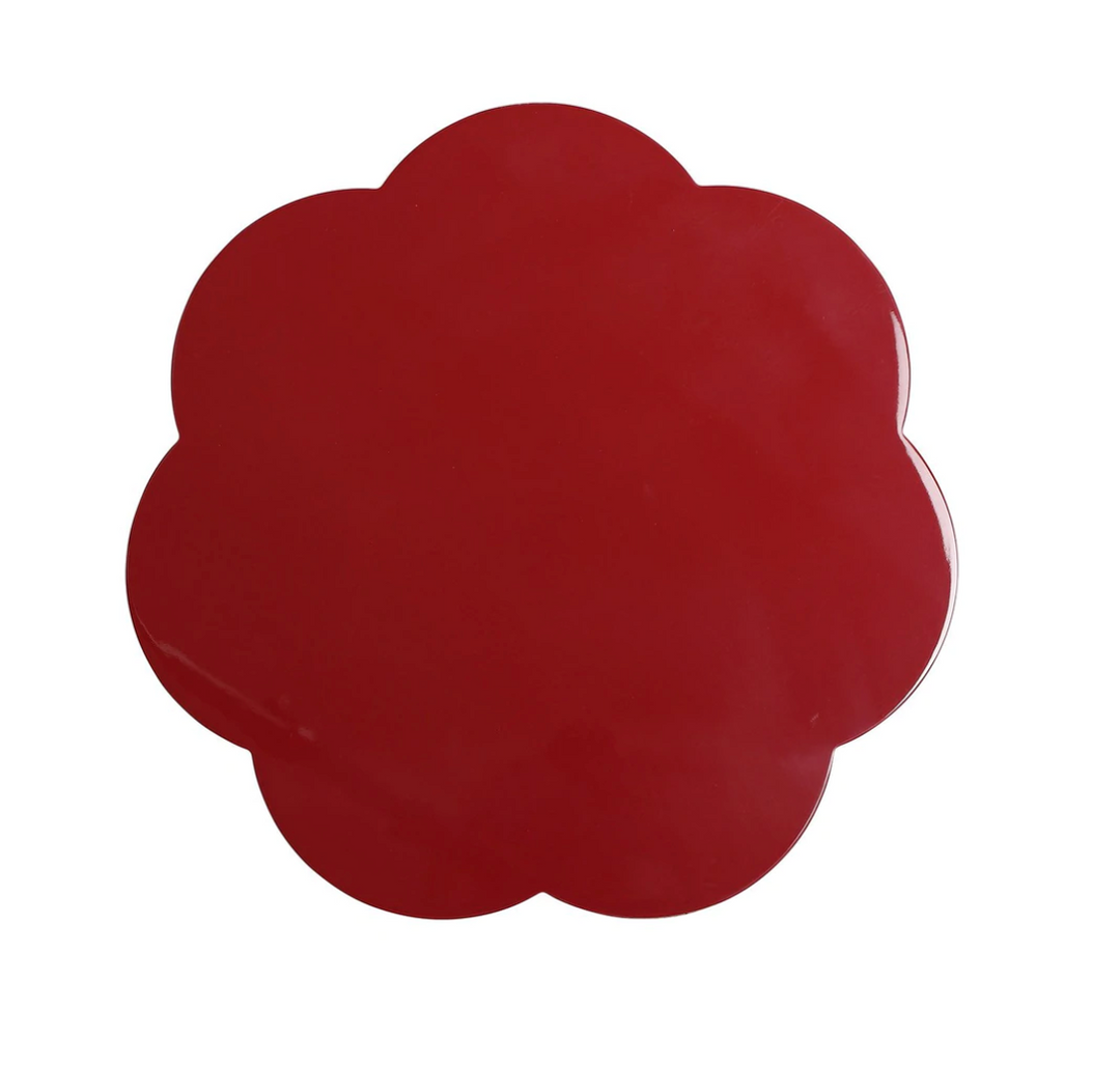 Scalloped Lacquer Placemats, Set of 4