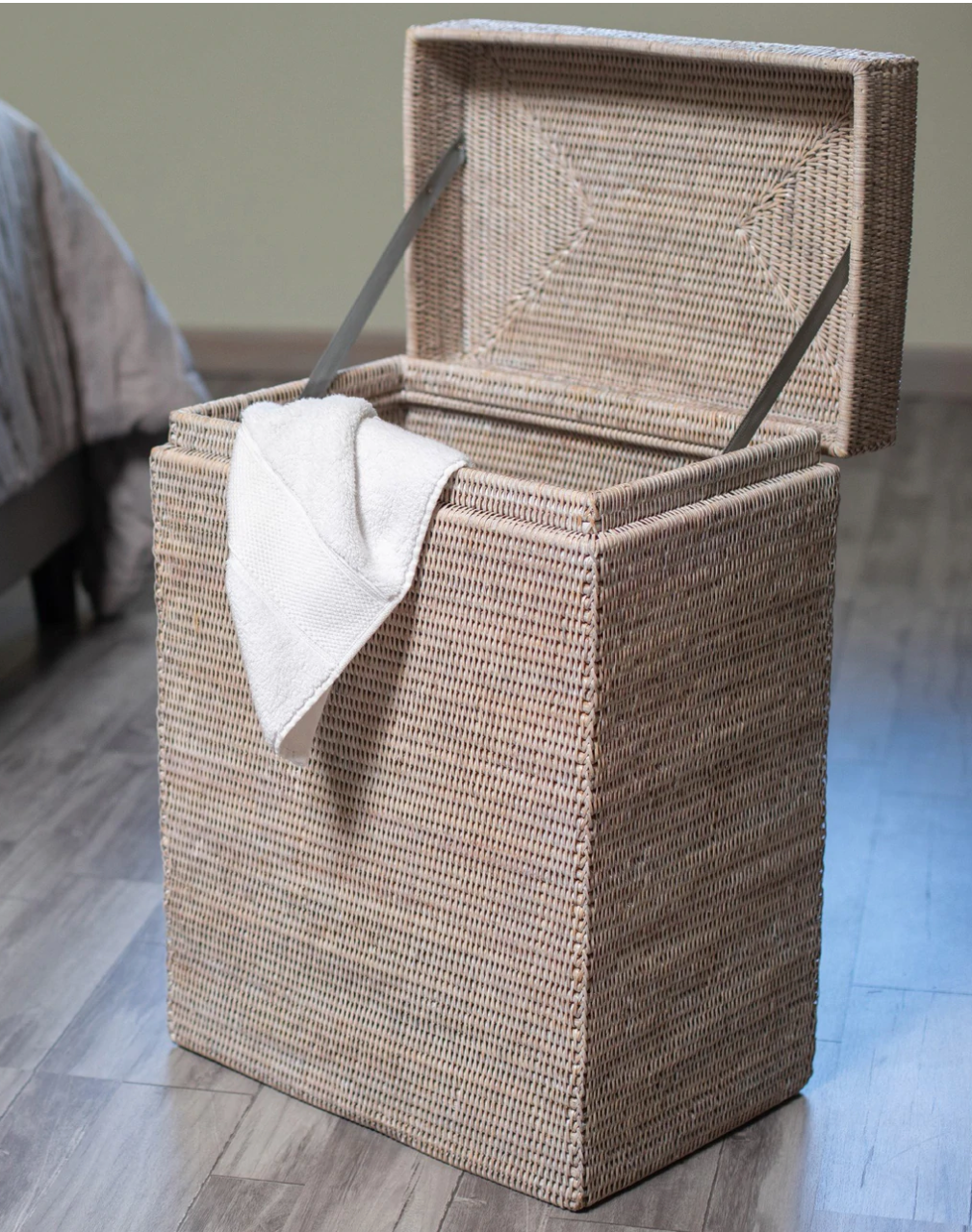 Rectangular Rattan Laundry Hamper with Hinged Lid
